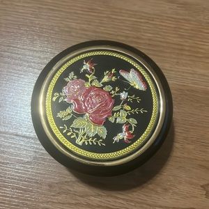 Chokin Roses and Butterflies trinket box